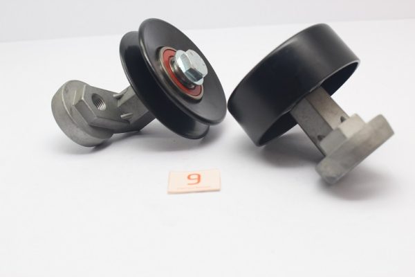 Conjunto "Excéntrica - Polea - Perno" (Ajuste Correas)